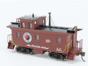 HO Walthers Proto 920-103467 NP Northern Pacific DM&IR Class G2 Wood Caboose