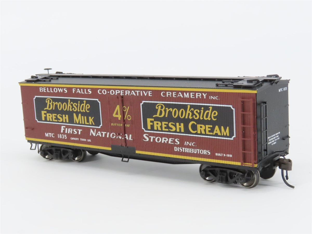 HO Scale Atlas Master Line 20002008 MTC Brookside Creamery 40&#39; Wood Reefer #1835