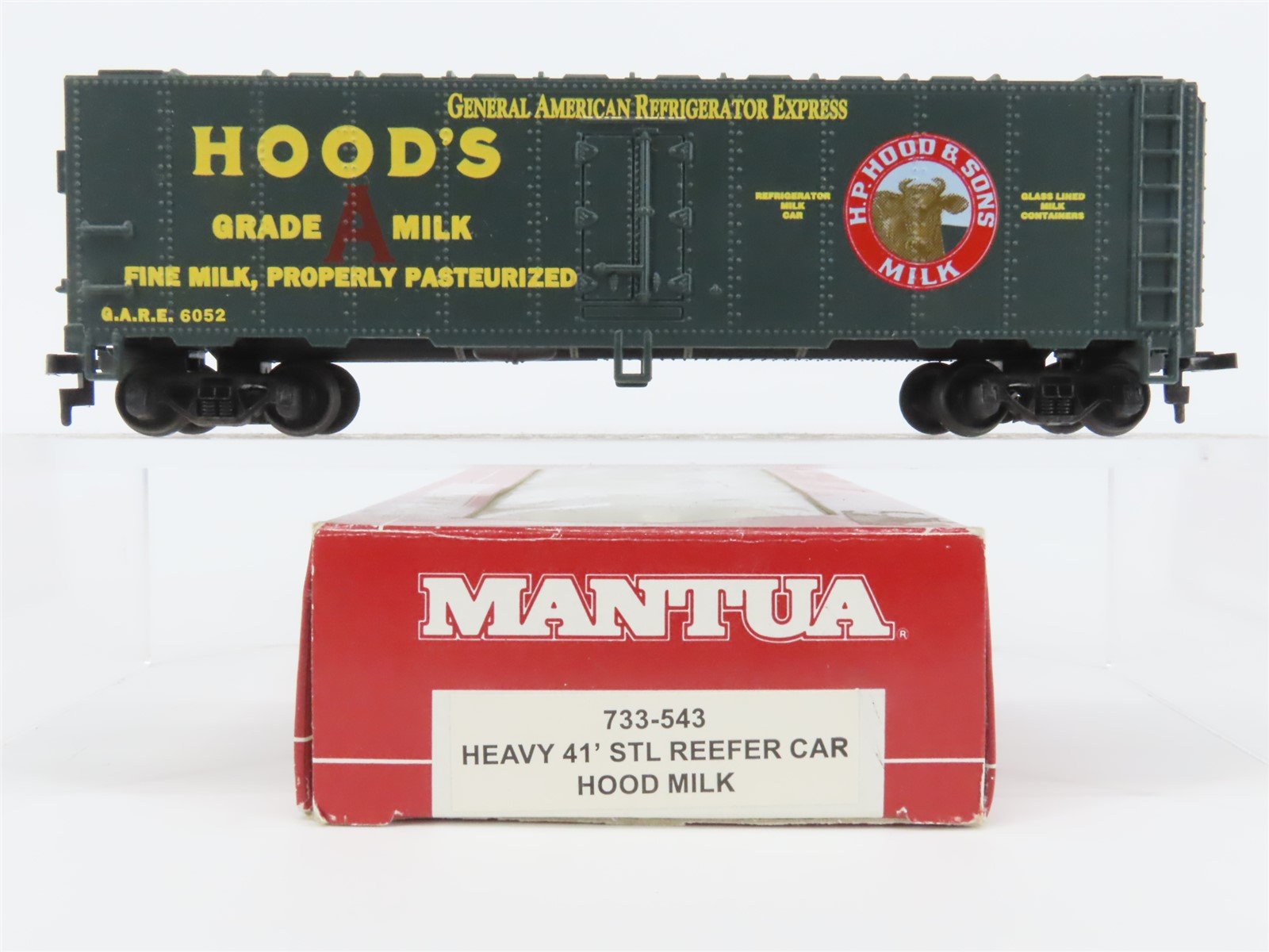 HO Scale Mantua 733-543 GARE Hood's Grade A Milk 41' Steel Reefer #6052