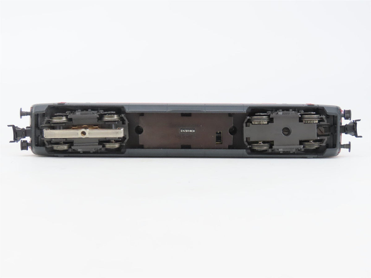 HO Scale AC 3-Rail Marklin Digital 3760 SBB Swiss Re4/4 Type 460 Electric #004-5