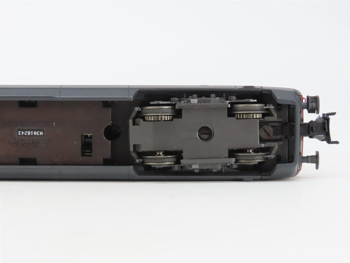 HO Scale AC 3-Rail Marklin Digital 3760 SBB Swiss Re4/4 Type 460 Electric #004-5