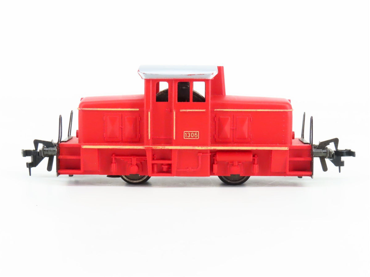 HO Scale Fleischmann Unlettered Red 4-Axle Diesel Switcher #1306