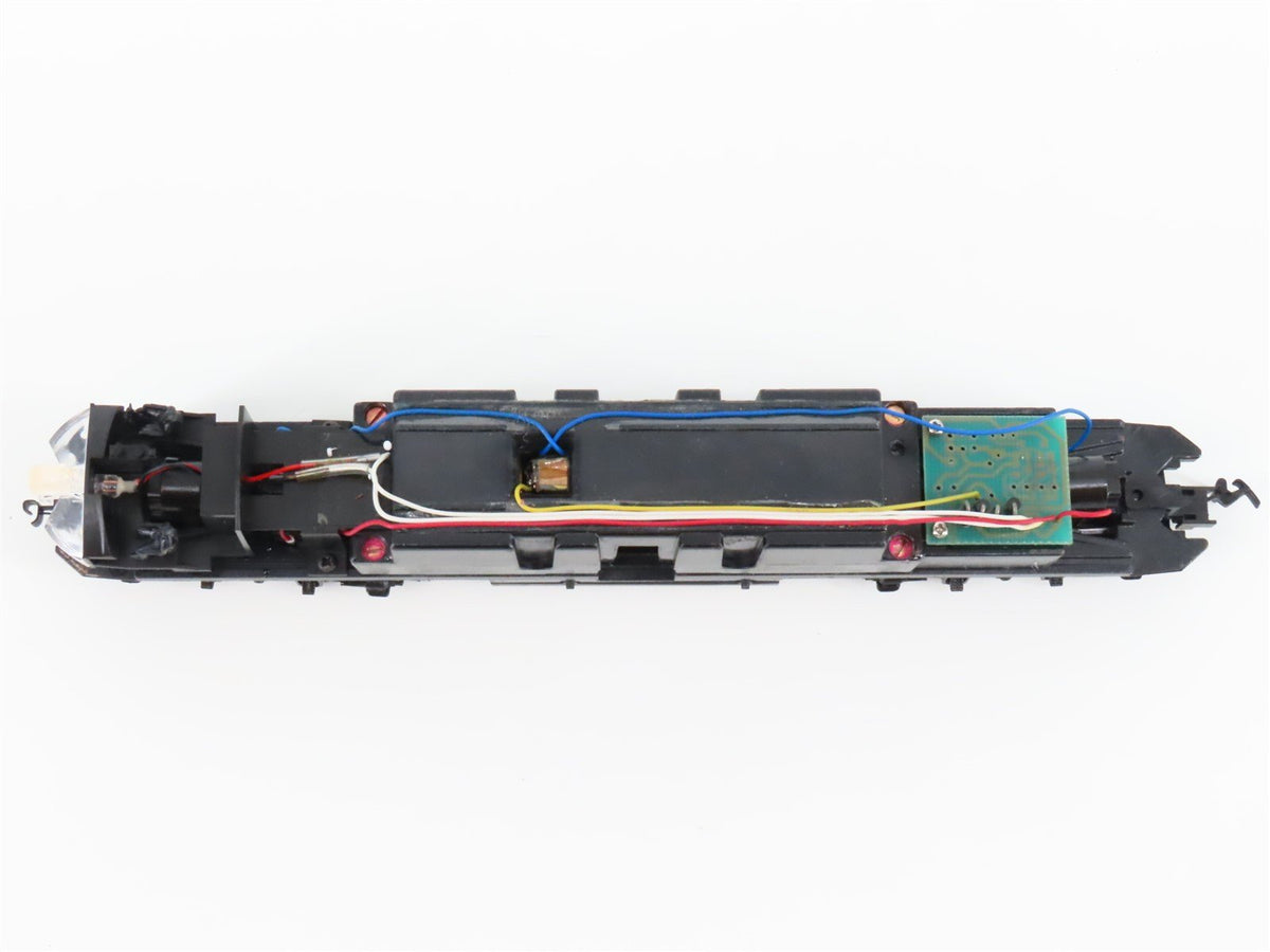 HO Scale Proto 2000 8117 PRR Pennsylvania E8/9A Diesel Locomotive #5894