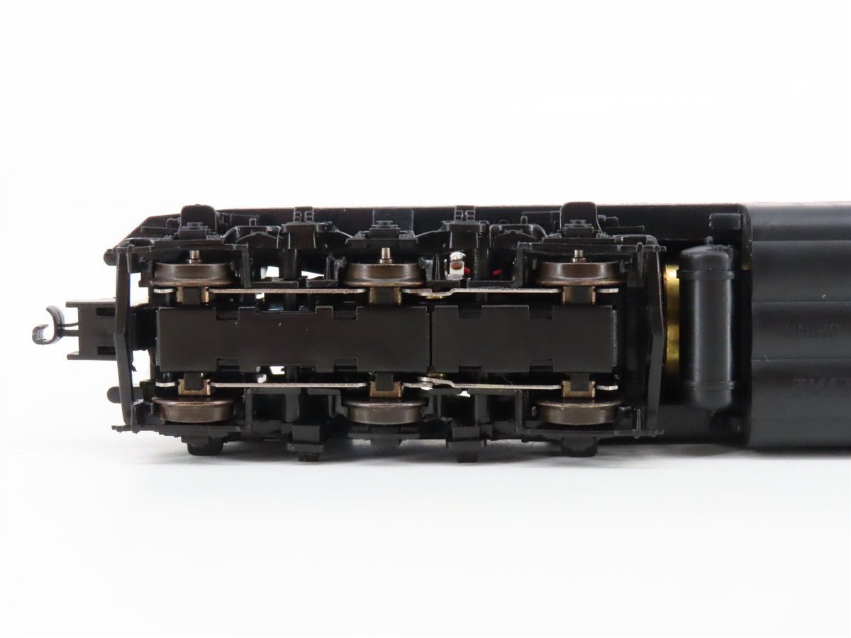HO Scale Proto 2000 8117 PRR Pennsylvania E8/9A Diesel Locomotive #5894