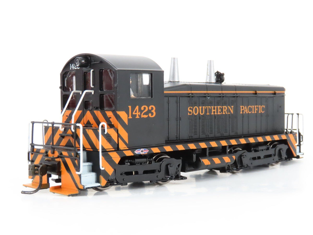 HO Broadway Limited BLI 1201 SP Southern Pacific EMD NW2 Diesel #1423 - Paragon2
