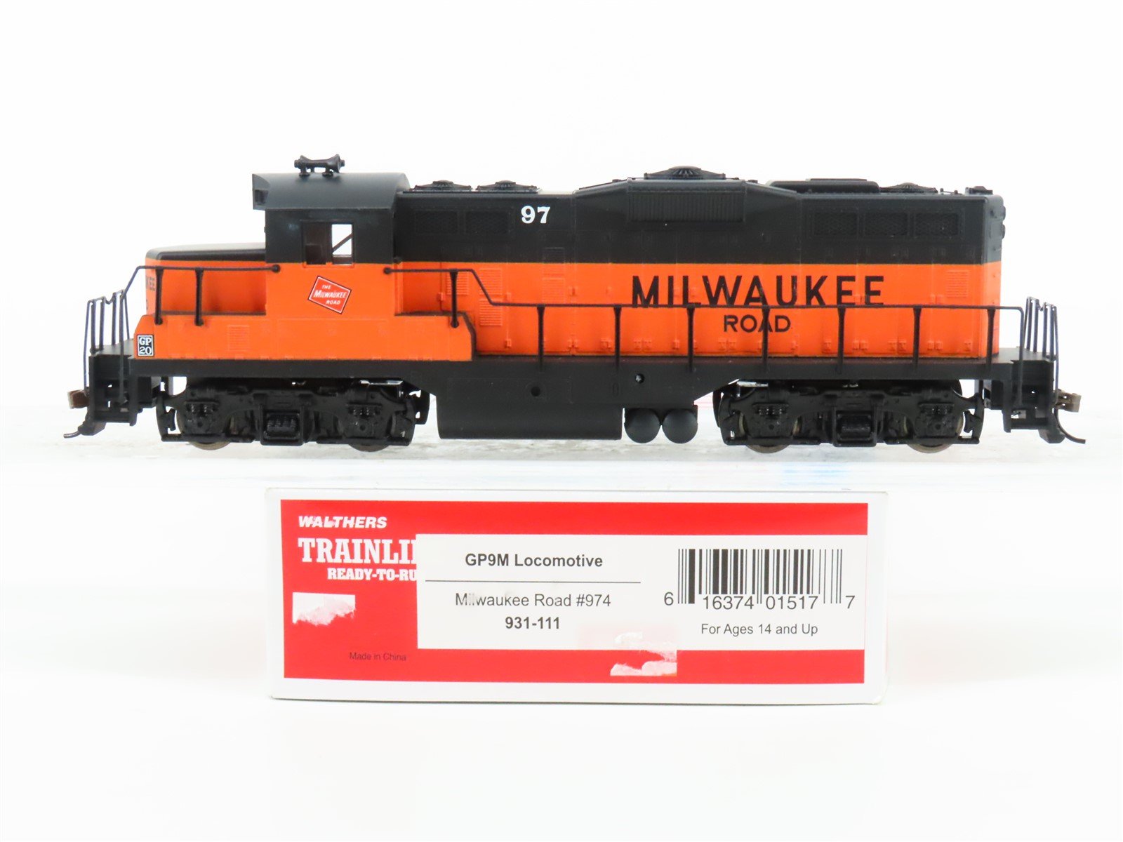 HO Scale Walthers Trainline 931-111 MILW Milwaukee Road EMD GP9 Diesel #97