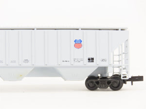 N Scale Red Caboose RN-15403 UP Union Pacific 3-Bay Covered Hopper 3-Pack