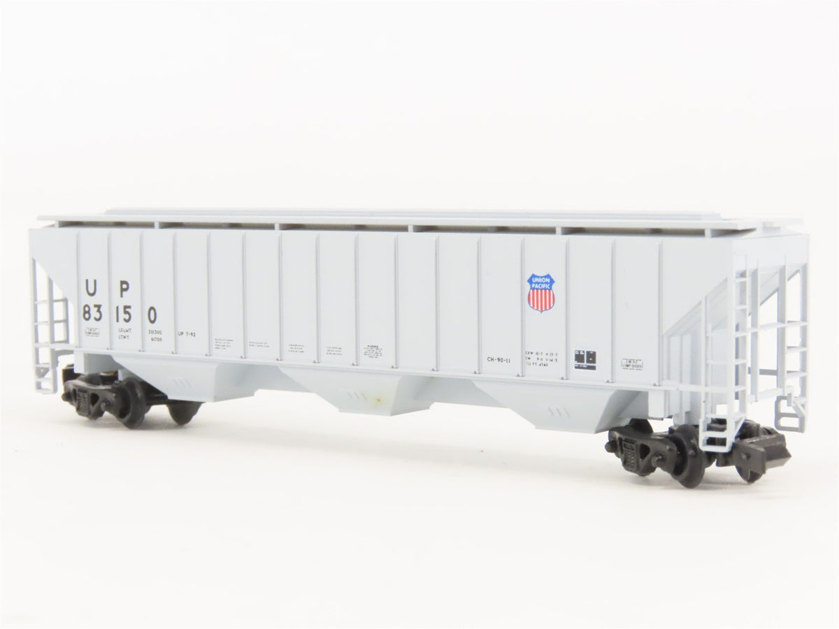 N Scale Red Caboose RN-15403 UP Union Pacific 3-Bay Covered Hopper 3-Pack