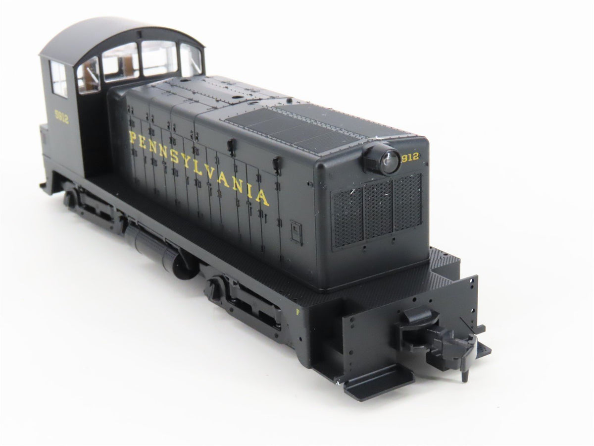 HO Scale KATO 37-108 PRR Pennsylvania NW2 Diesel Locomotive #5912
