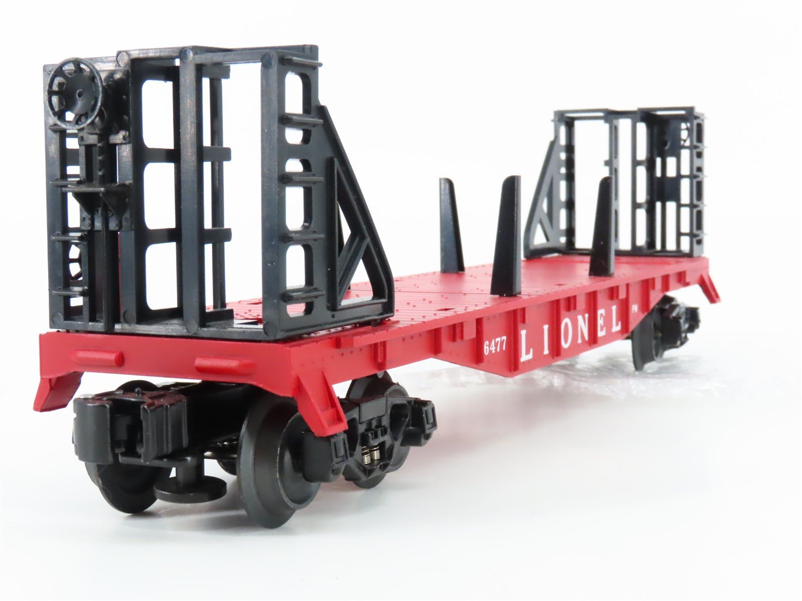 O Gauge 3-Rail Lionel 6-39435 Postwar Flat Car #6477 w/ Pipes