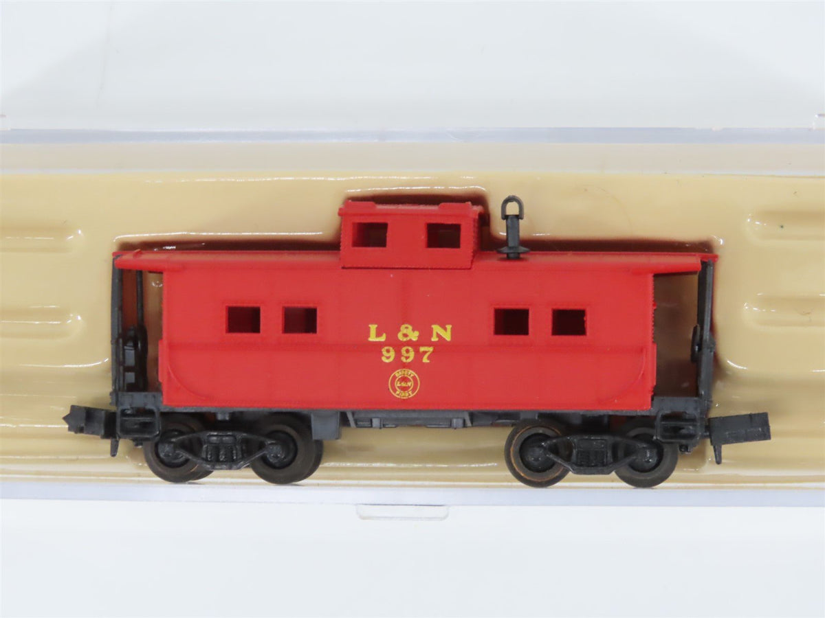 LOT of 9 N Scale Life-Like UP, ATSF, CNW, L&amp;N, RF&amp;P, BAR, WSRX Freight Cars