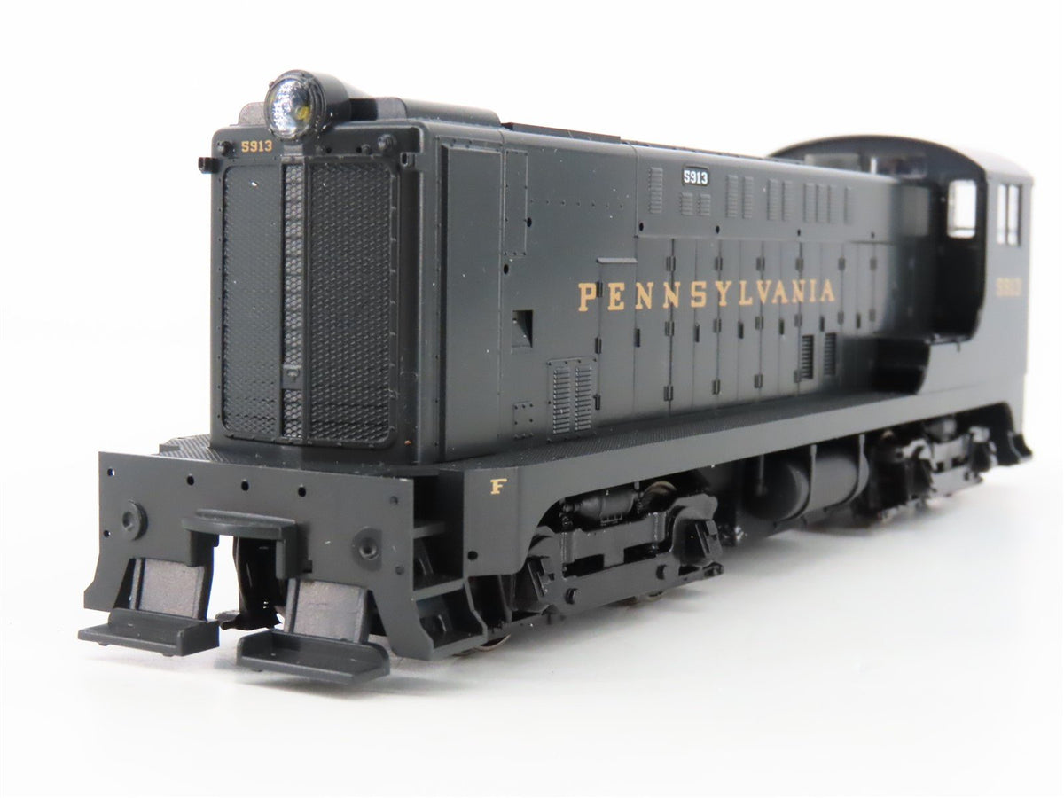 HO Scale Stewart 4704 PRR Pennsylvania Baldwin VO-1000 Diesel Loco #5913