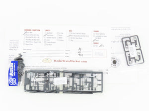 HO Scale Stewart 4704 PRR Pennsylvania Baldwin VO-1000 Diesel Loco #5913