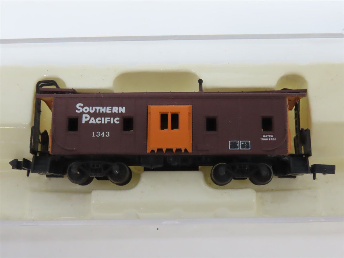 LOT of 9 N Scale Con-Cor UP, D&amp;H, N&amp;W, NYC, D&amp;RGW, UTLX, SP Freight Cars