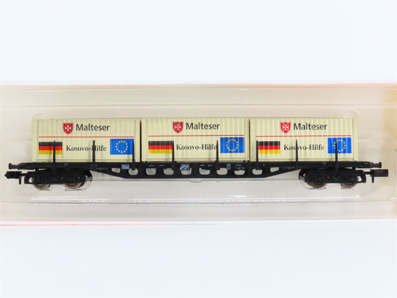 N Scale Arnold 4758 Malteser Kosovo-Hilfe Container Carrier Wagon