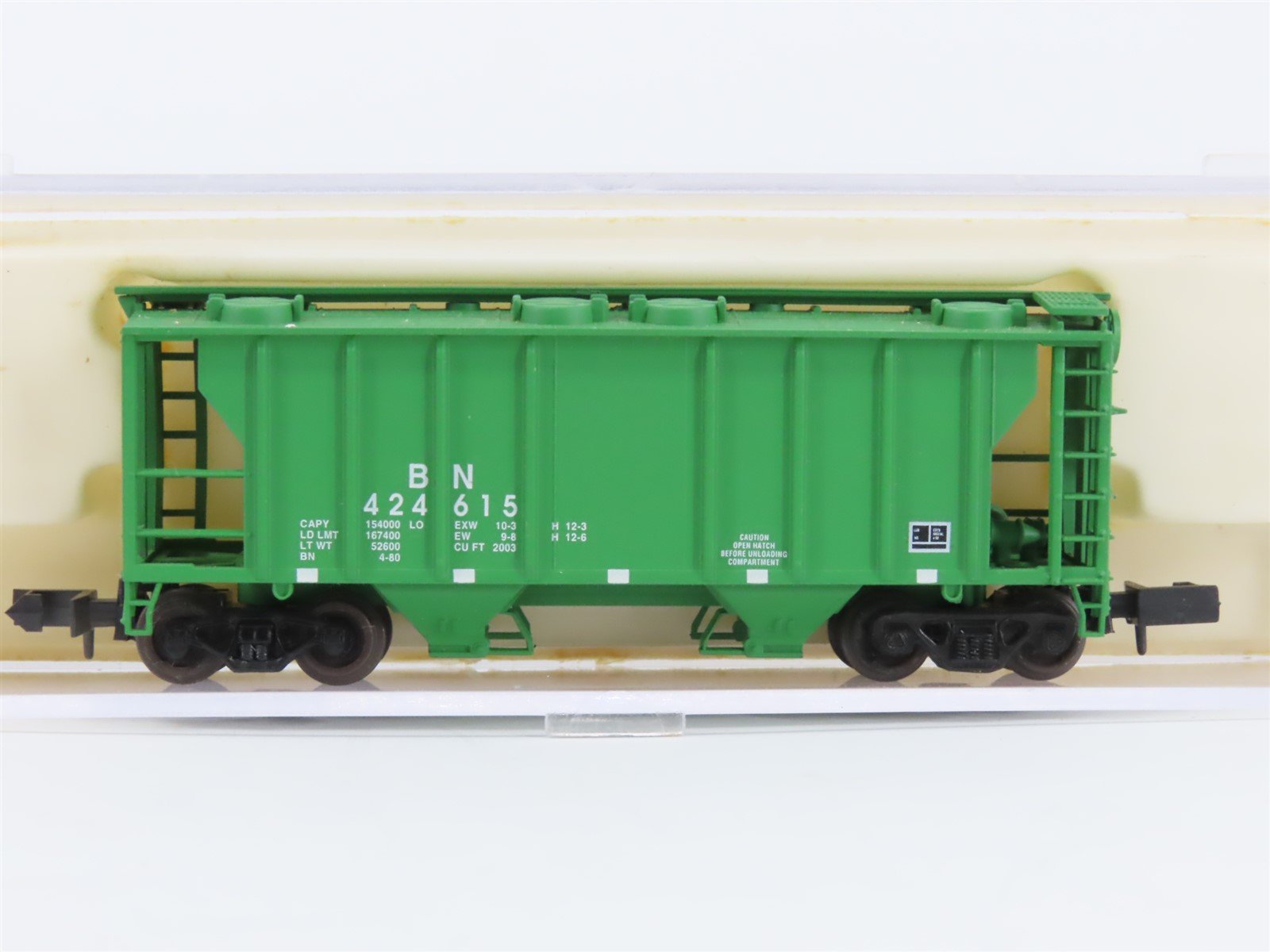N Scale Atlas 3152 BN Burlington Northern 2-Bay Covered Hopper #424615