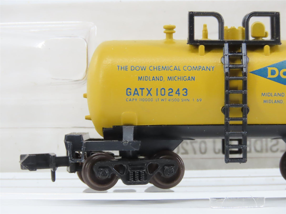 N Scale Atlas 3233 GATX Dow Chemical &quot;Beer Can&quot; Shorty Tank Car #10243