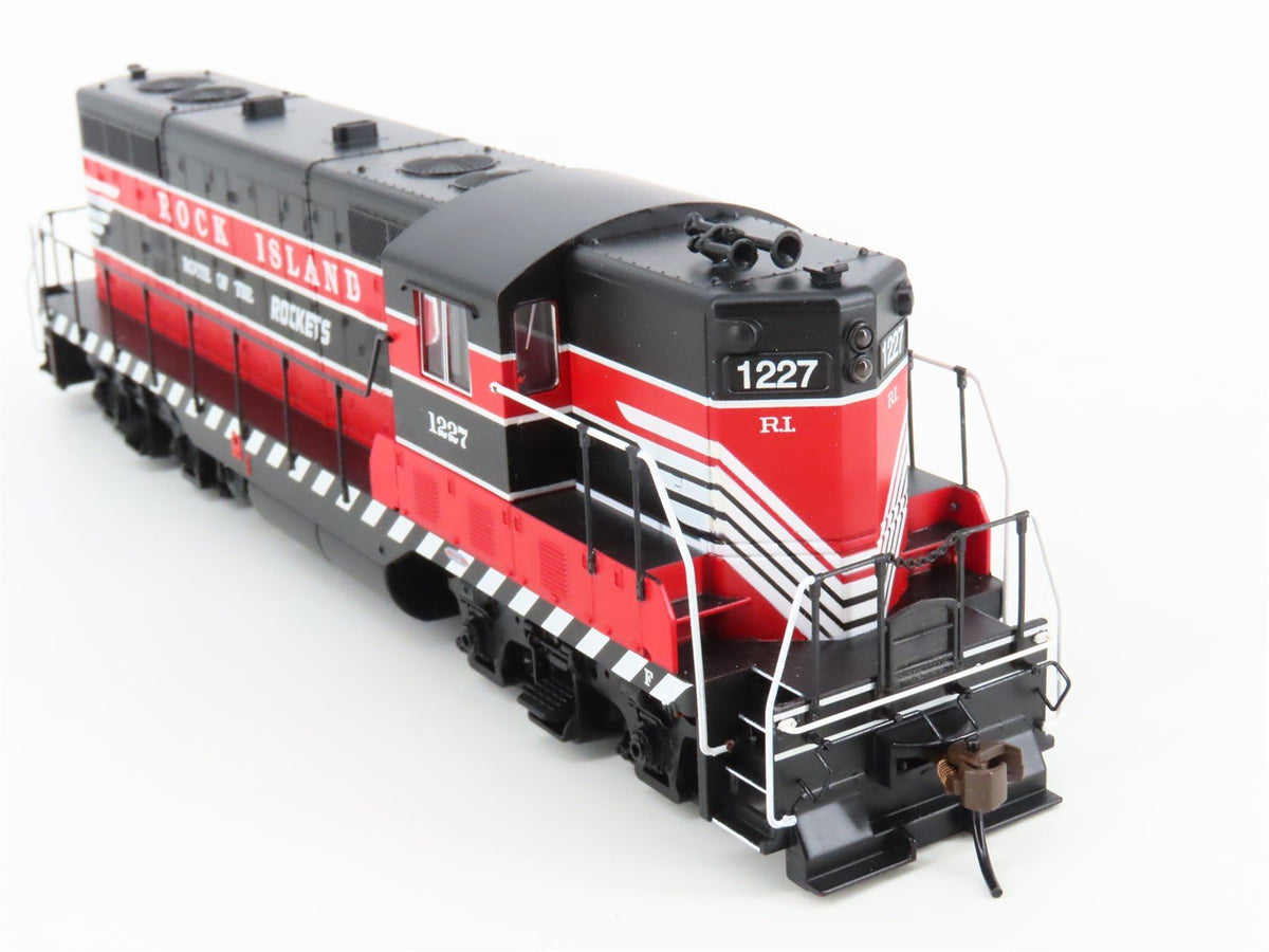 HO Bachmann 65603 RI Rock Island &quot;Rockets Route&quot; GP7 Diesel #1227 w/ DCC &amp; Sound