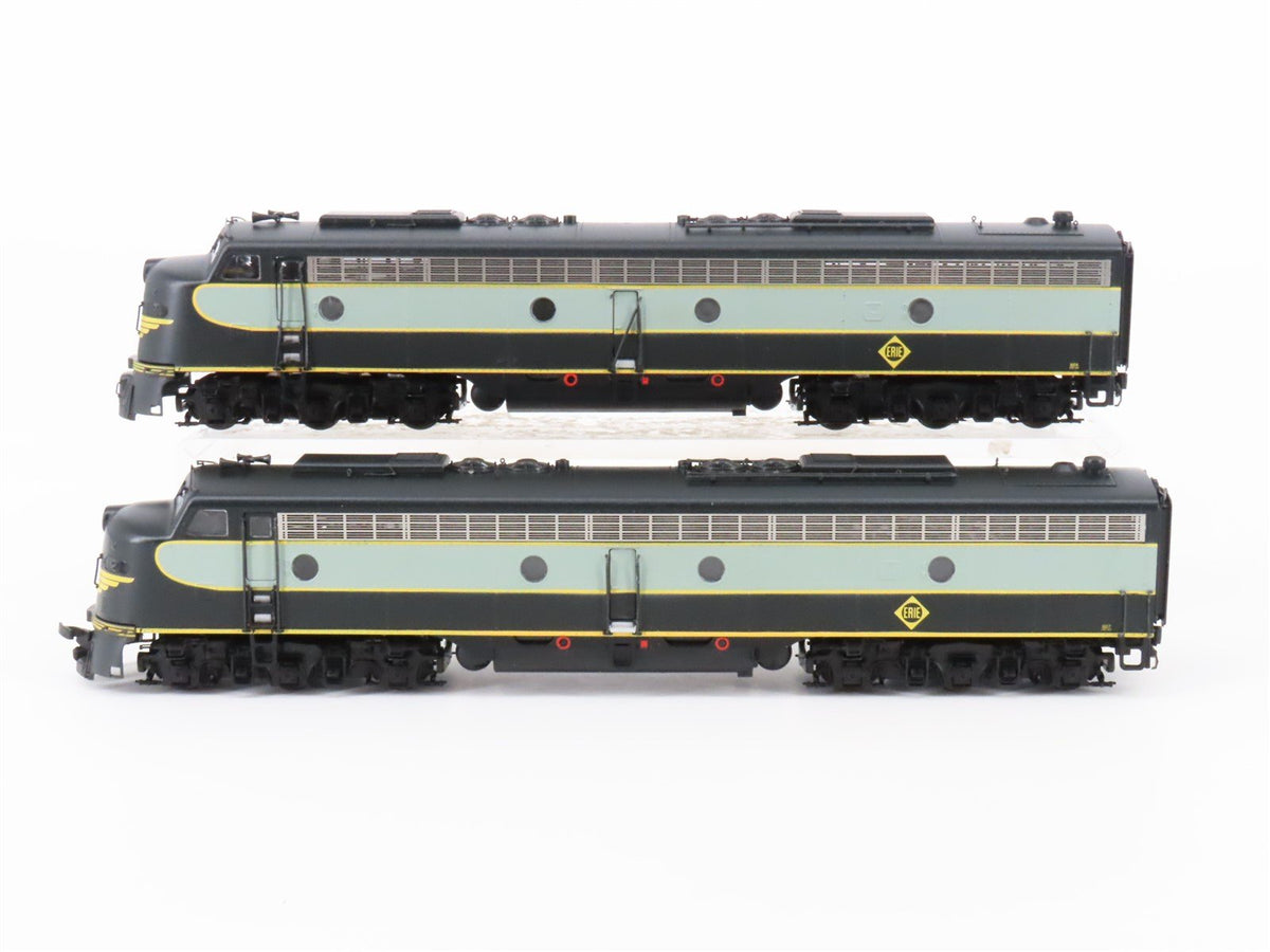 HO Scale Proto 2000 ERIE Railroad EMD E8/9 A/A Diesel Set #824/827