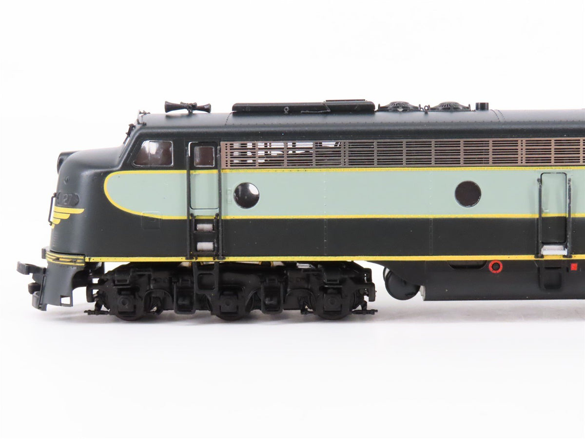 HO Scale Proto 2000 ERIE Railroad EMD E8/9 A/A Diesel Set #824/827