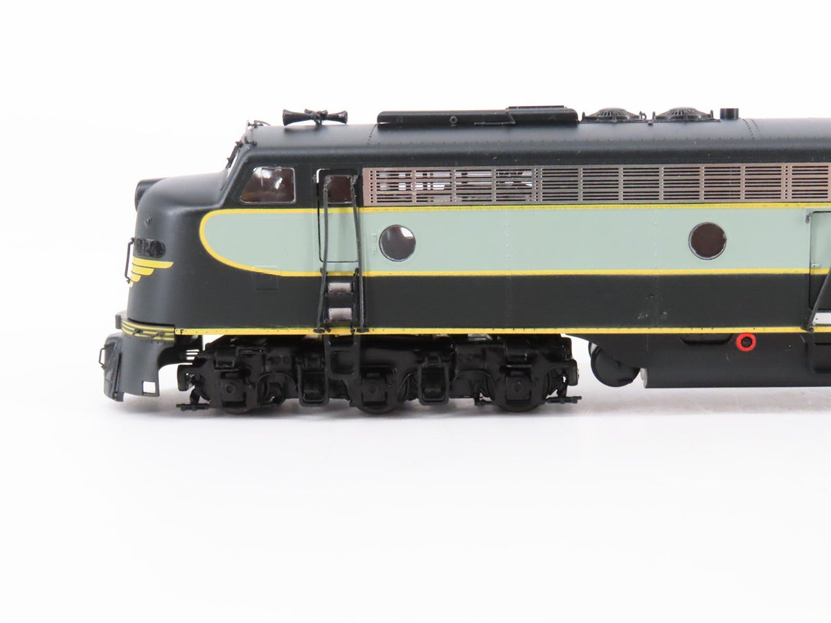 HO Scale Proto 2000 ERIE Railroad EMD E8/9 A/A Diesel Set #824/827