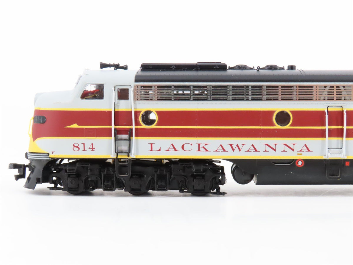 HO Scale Proto 2000 DL&amp;W Lackawanna EMD E8/9 A/A Diesel Set #817/814
