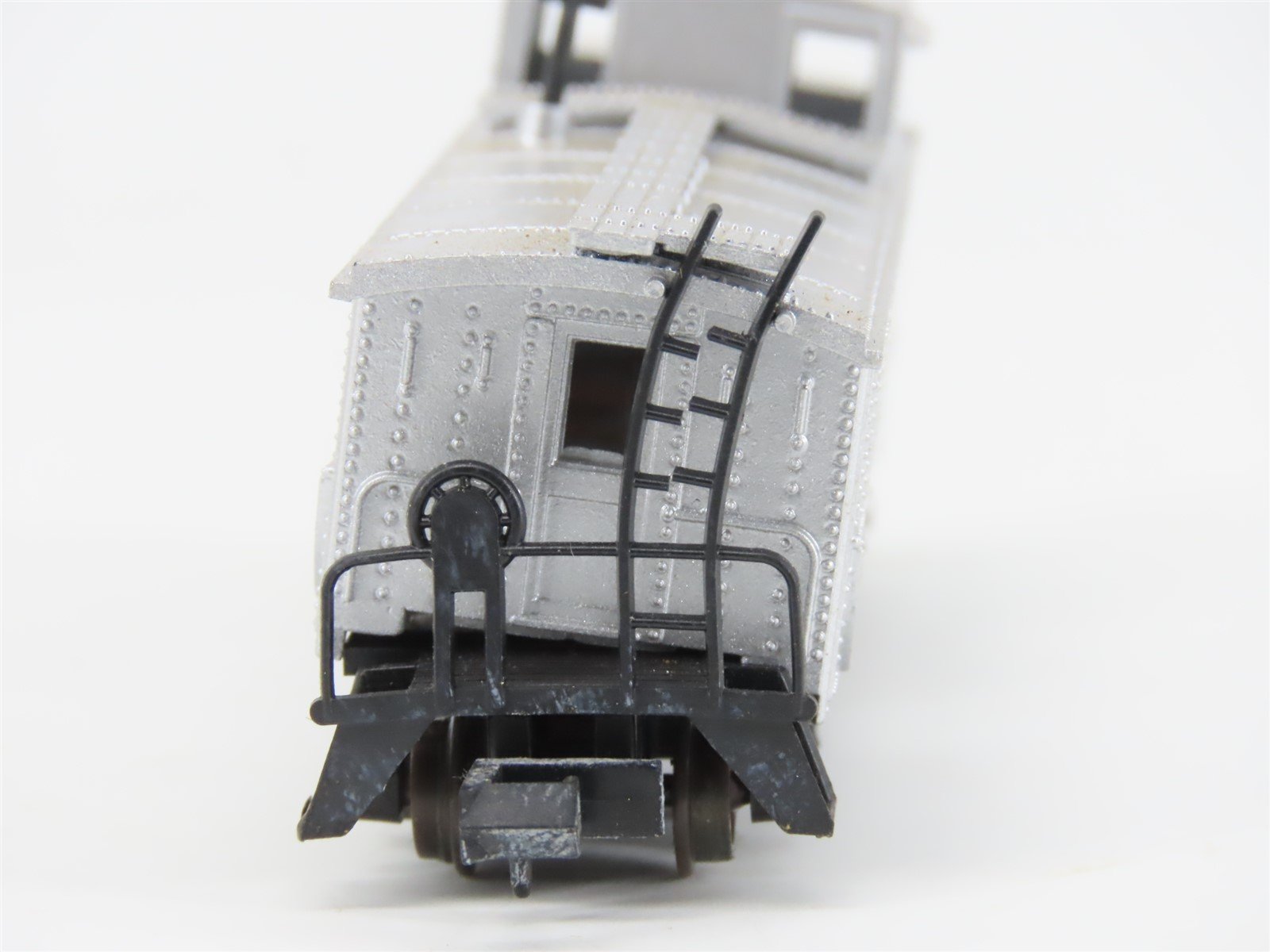 N Scale Atlas 3561 SP Southern Pacific Offset Cupola Steel Caboose #1064