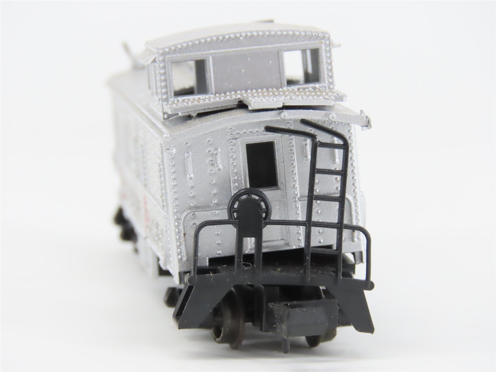 N Scale Atlas 3561 SP Southern Pacific Offset Cupola Steel Caboose #1064