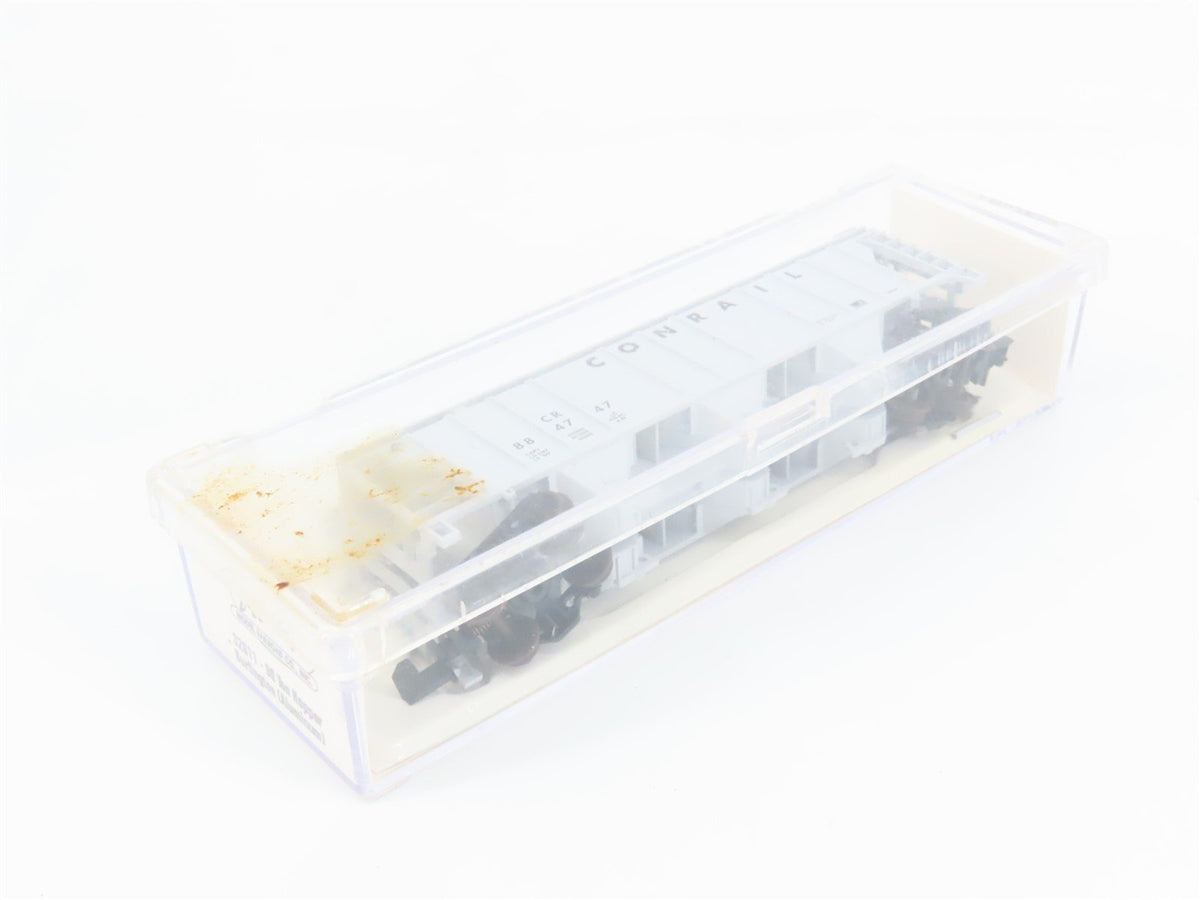 N Scale Atlas CR Conrail 3-Bay Covered Hopper #884747