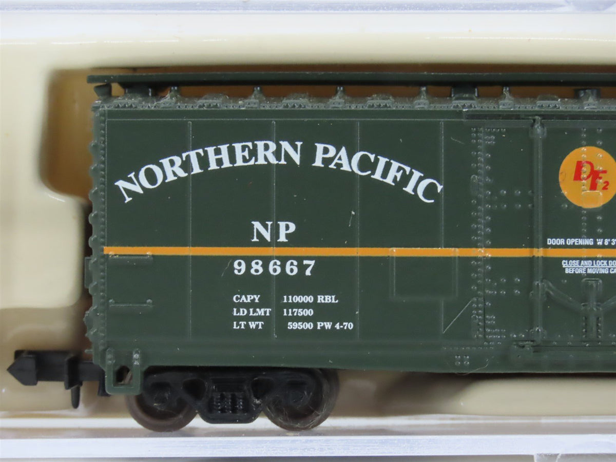 N Scale Atlas 33321 NP Northern Pacific 40&#39; Plug Door Box Car #98667
