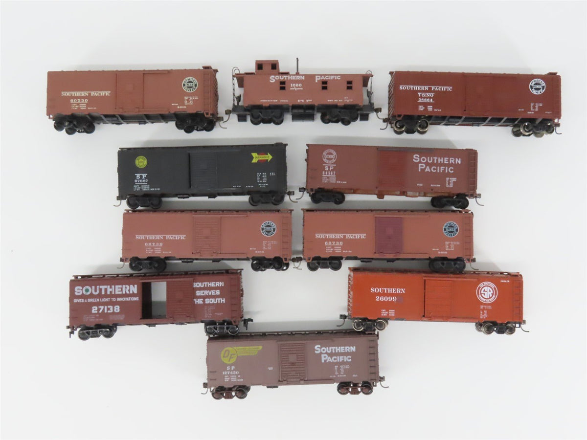 LOT of 10 HO Scale SOU Southern &amp; SP Southern Pacific Box Cars &amp; Caboose