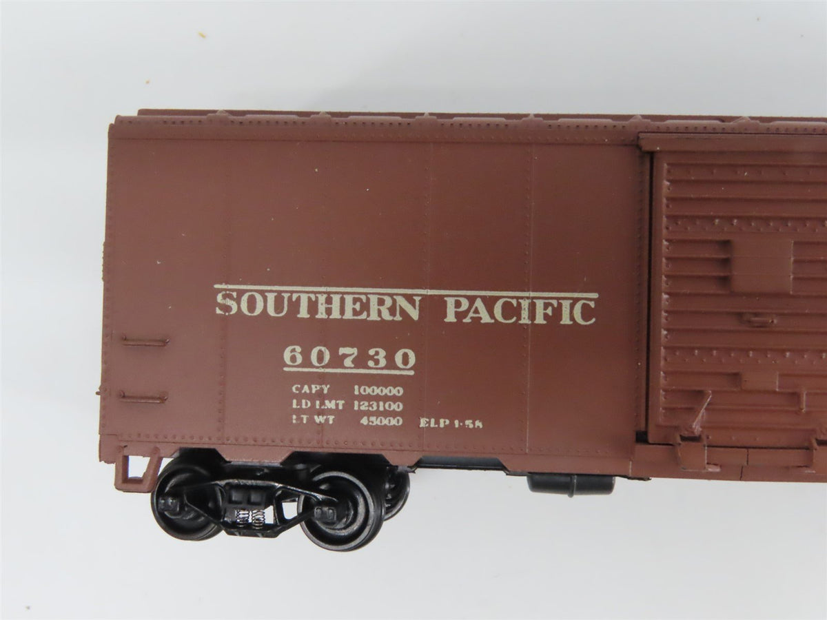 LOT of 10 HO Scale SOU Southern &amp; SP Southern Pacific Box Cars &amp; Caboose