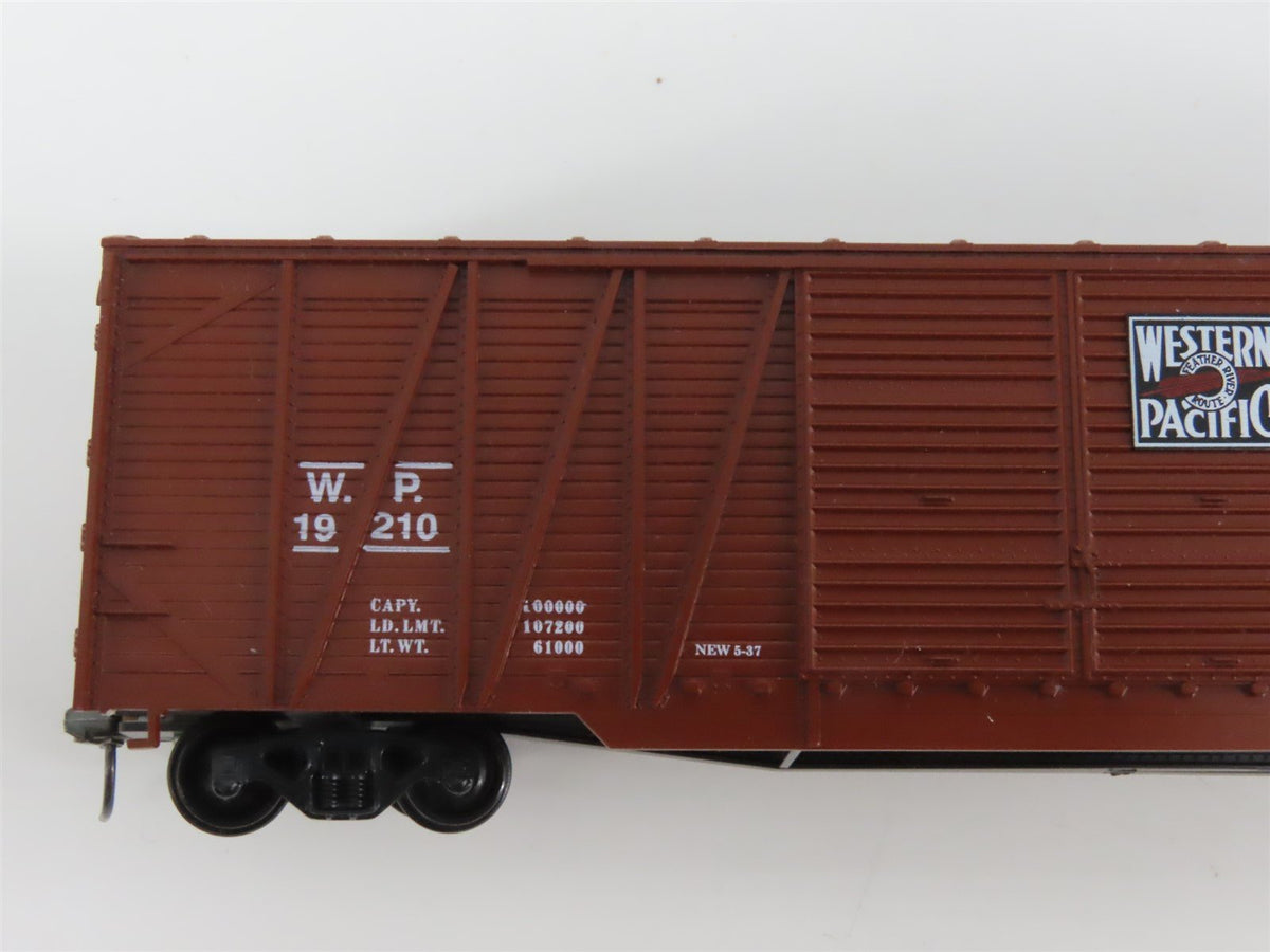 LOT of 7 HO Scale WP Western Pacific &quot;Feather&quot; Box Cars