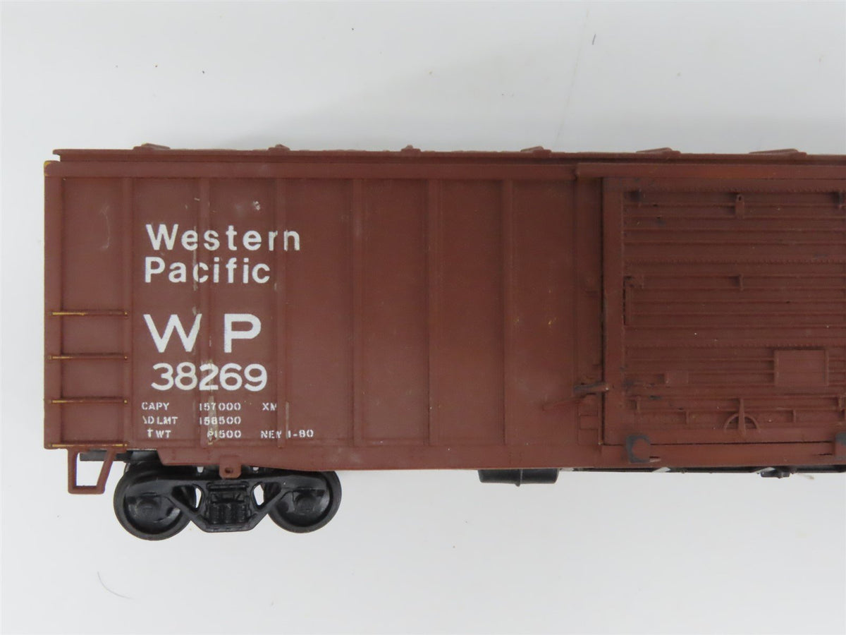LOT of 7 HO Scale WP Western Pacific &quot;Feather&quot; Box Cars
