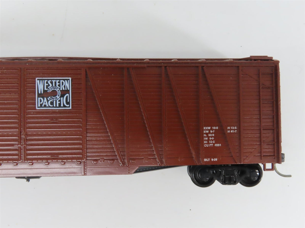 LOT of 7 HO Scale WP Western Pacific &quot;Feather&quot; Box Cars