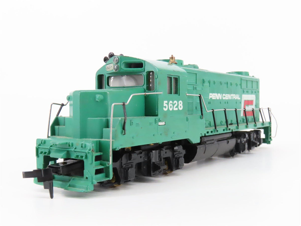 HO Scale TYCO/Mantua PC Penn Central EMD GP20 Diesel Locomotive #5628