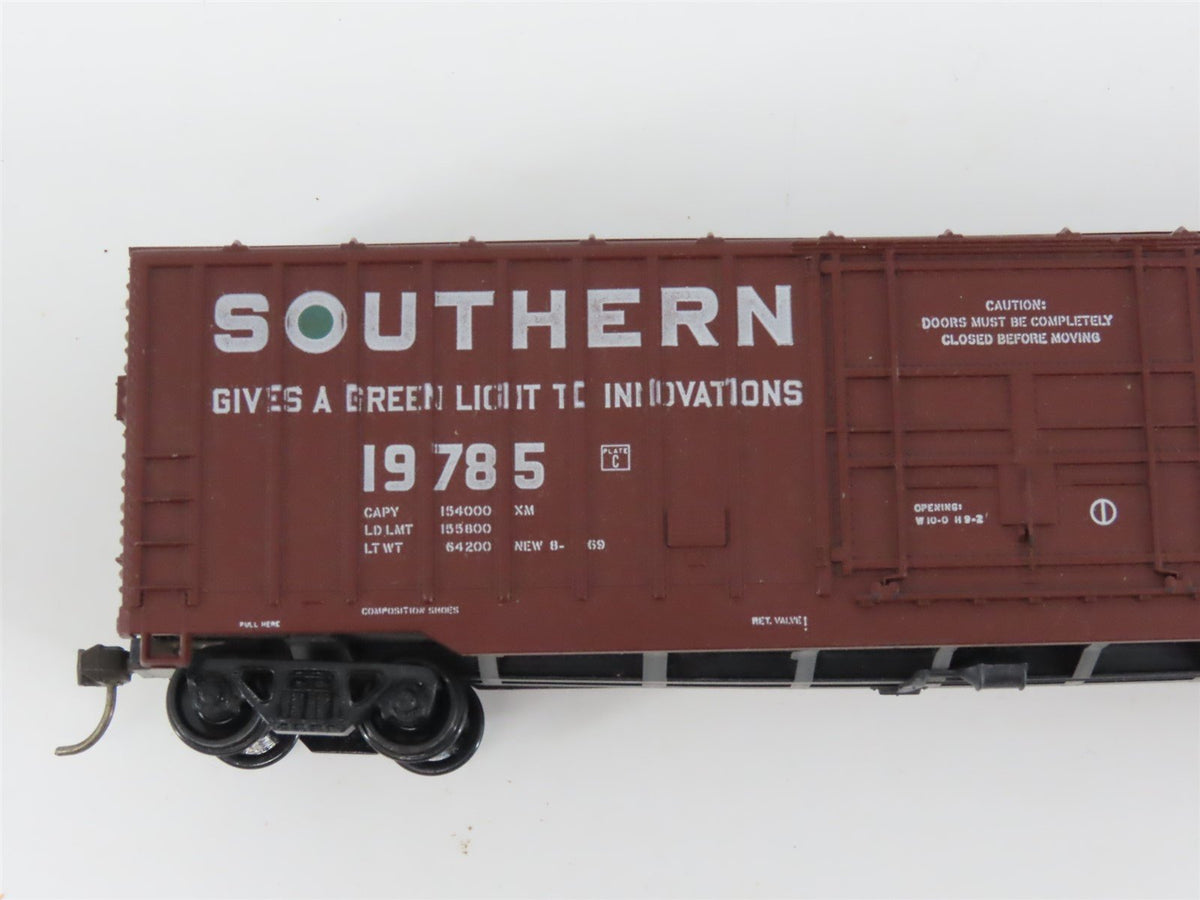 LOT of 8 HO Scale SSW Cotton Belt, SP Southern Pacific, Southern Box Cars