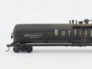 LOT of 2 HO Scale CB&Q Burlington Route 62' Tank Cars #130047