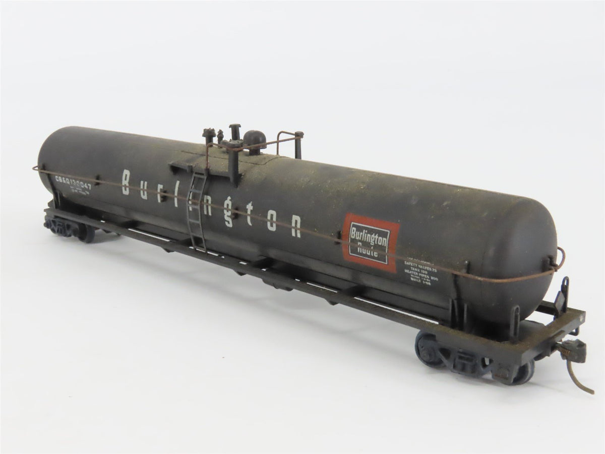 LOT of 2 HO Scale CB&amp;Q Burlington Route 62&#39; Tank Cars #130047