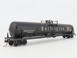 LOT of 2 HO Scale CB&Q Burlington Route 62' Tank Cars #130047