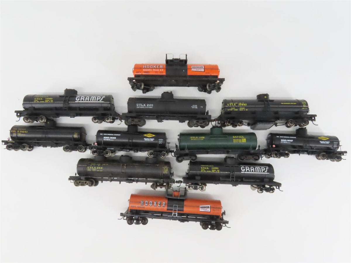 LOT of 11 HO Scale UTLX, DOWX, GATX &amp; HOKX Tank Cars