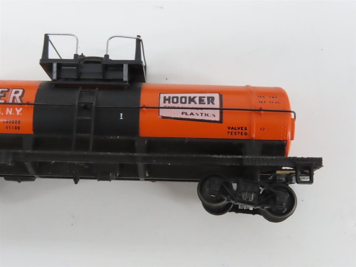 LOT of 11 HO Scale UTLX, DOWX, GATX &amp; HOKX Tank Cars