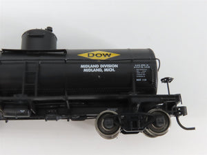 LOT of 11 HO Scale UTLX, DOWX, GATX & HOKX Tank Cars