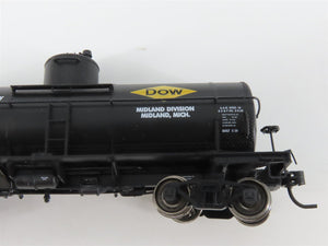 LOT of 11 HO Scale UTLX, DOWX, GATX & HOKX Tank Cars