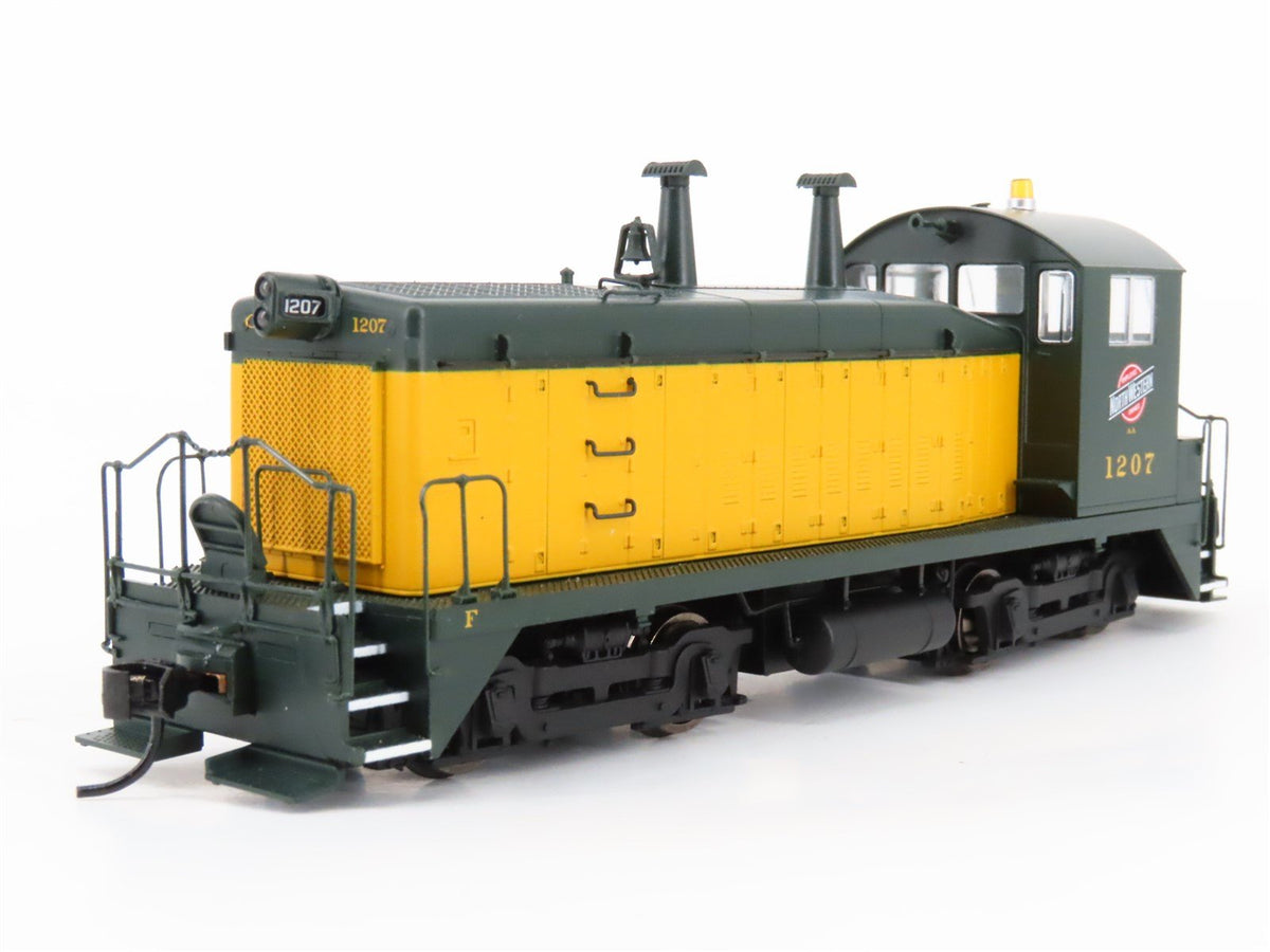 HO Scale Proto 2000 920-48408 CNW Railway SW9/1200 Diesel Locomotive #1207