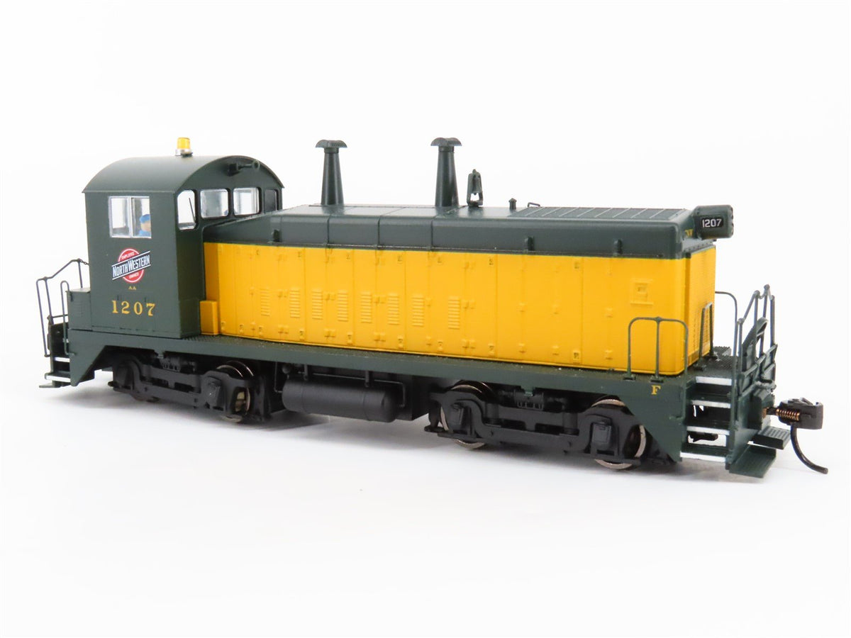 HO Scale Proto 2000 920-48408 CNW Railway SW9/1200 Diesel Locomotive #1207