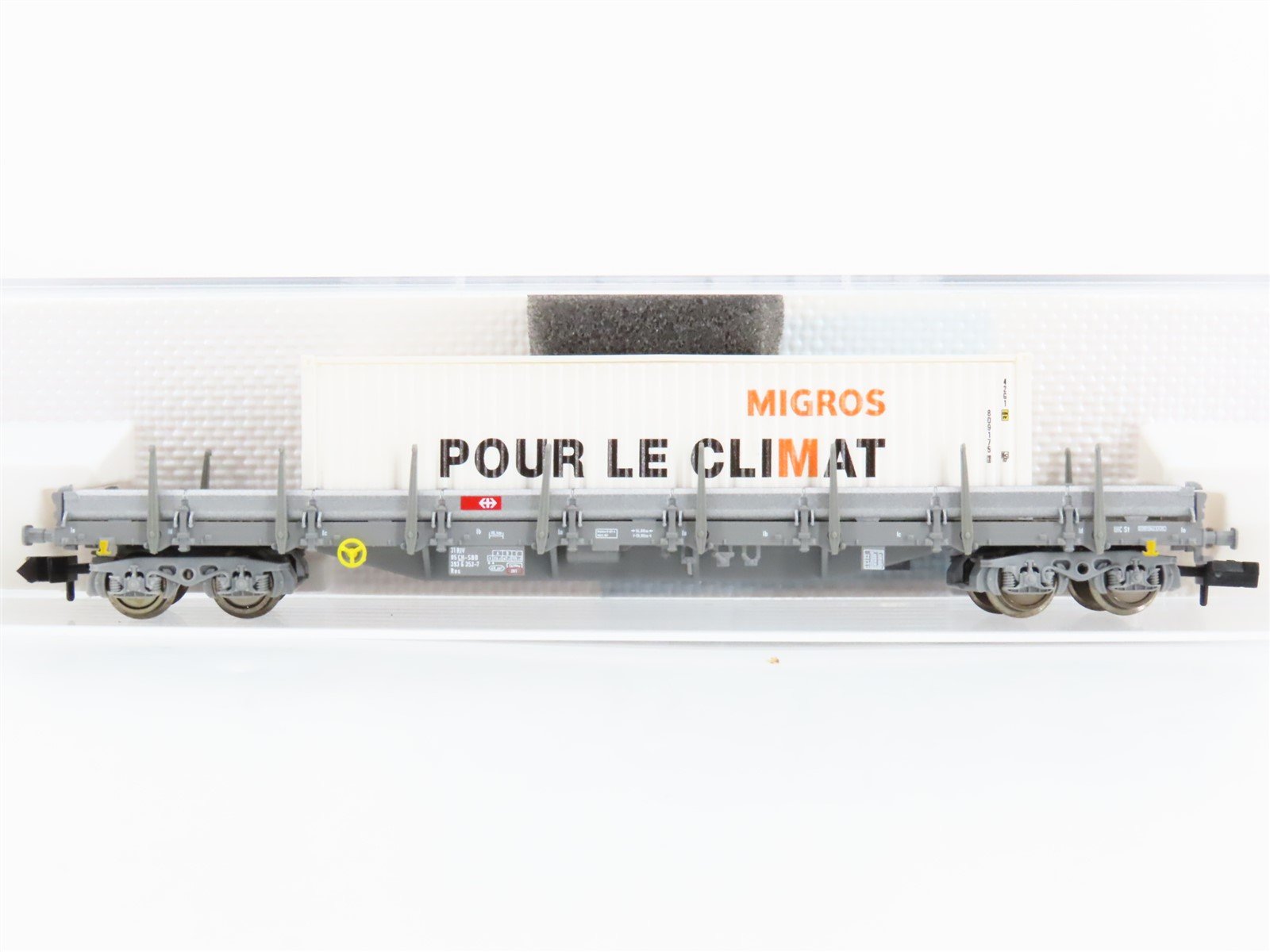 N Scale Fleischmann 828823 Migros Container Stake Wagon