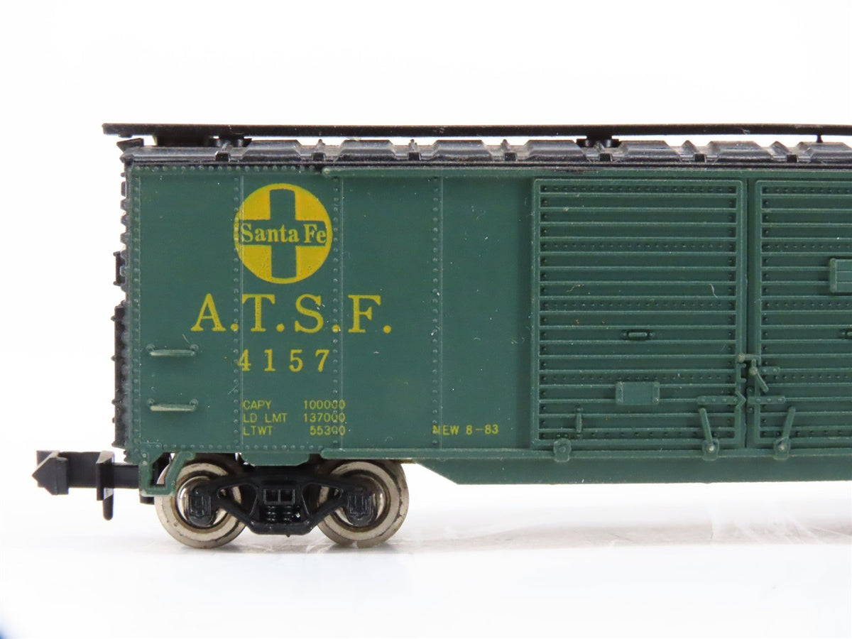 N Scale MRC 7032 ATSF Santa Fe Express Double Door Box Car #4157