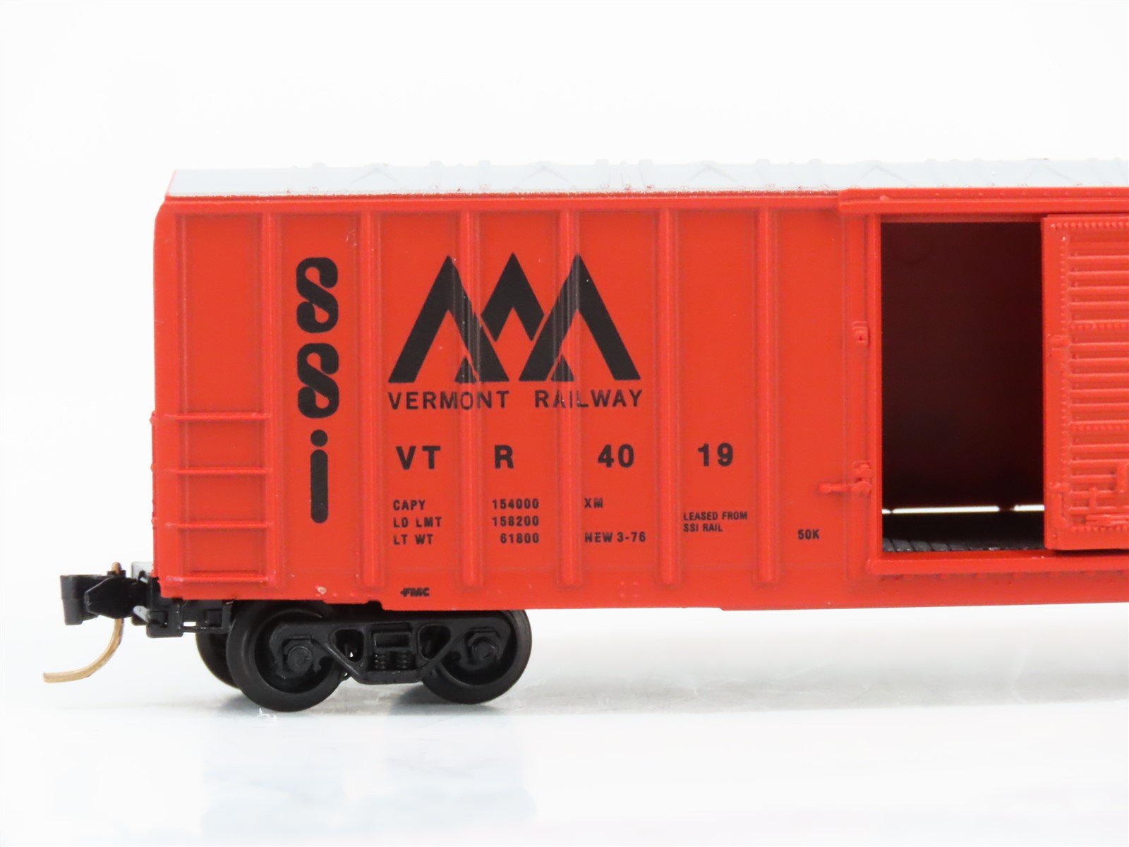 N Scale Kadee Micro-Trains MTL 25220 VTR Vermont Railways SSI 50' Box Car #4019
