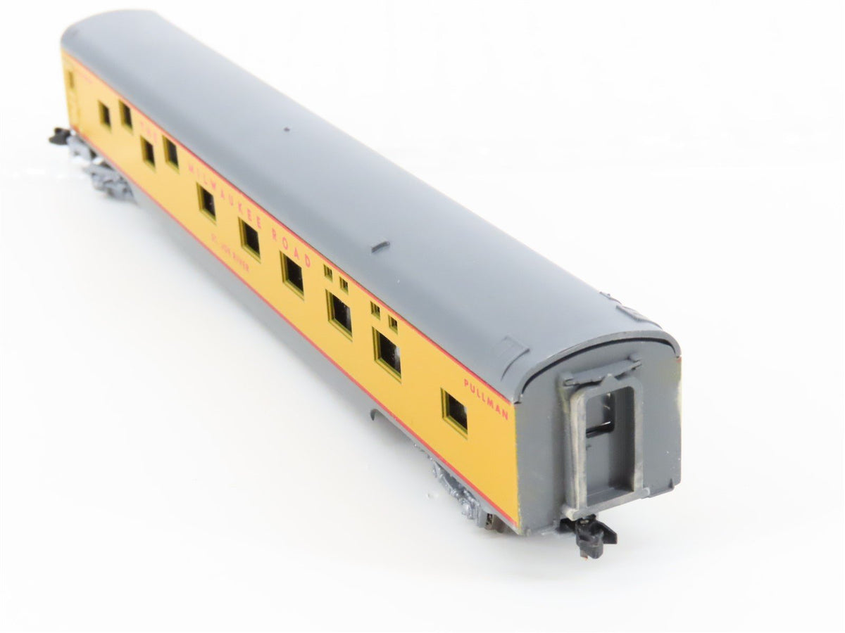 N Con-Cor 0001-04011Y MILW Milwaukee Road Pullman Passenger Car &quot;St. Joe River&quot;